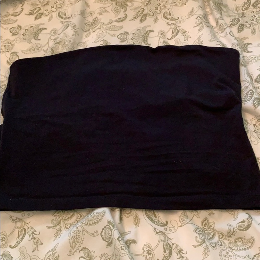 Strapless black crop top